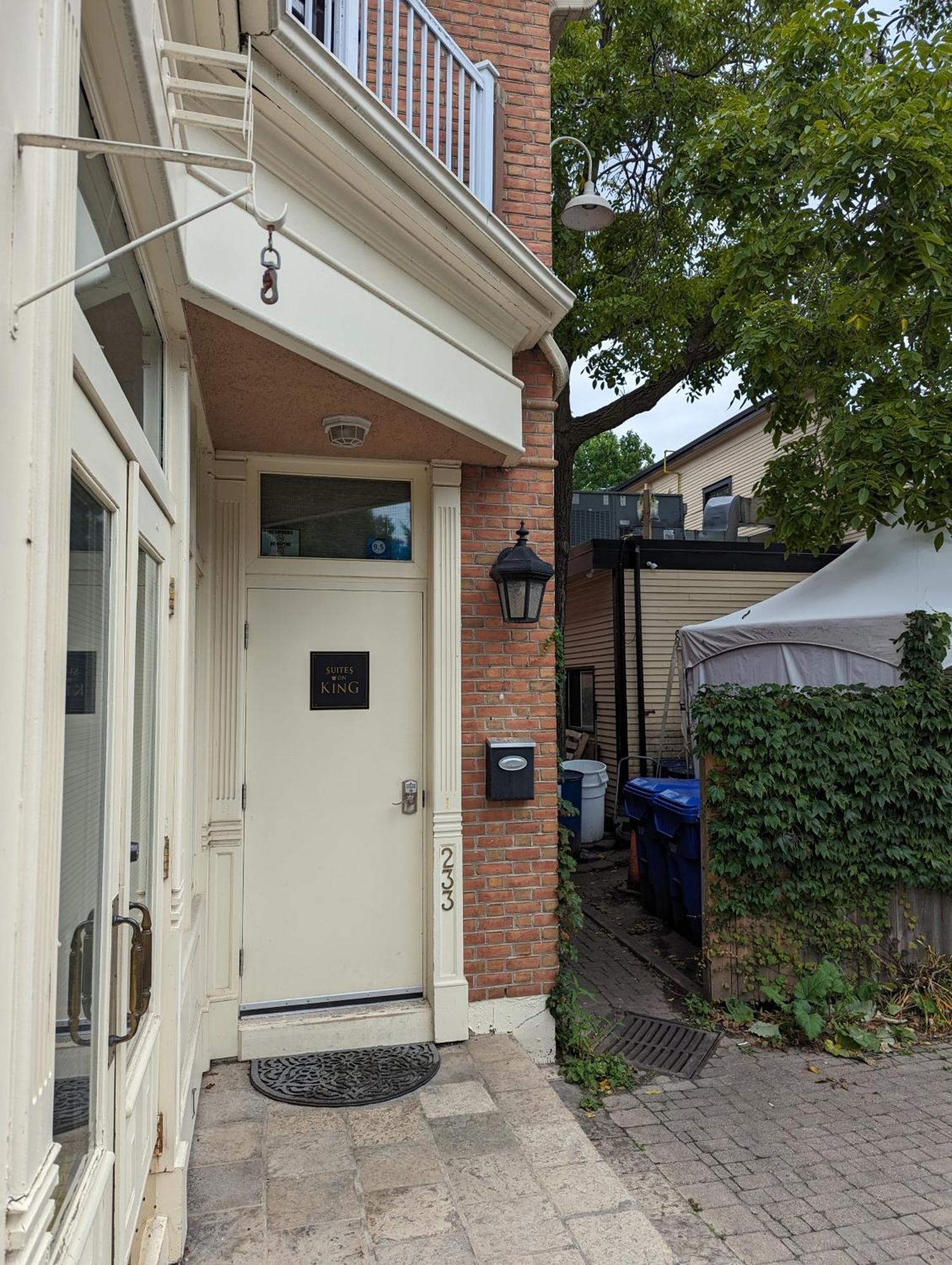 Suites On King Niagara-on-the-Lake Exteriör bild